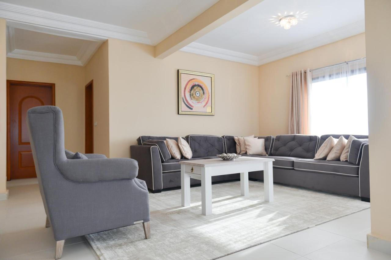 Atlantic Luxury Apartments Bakau Экстерьер фото